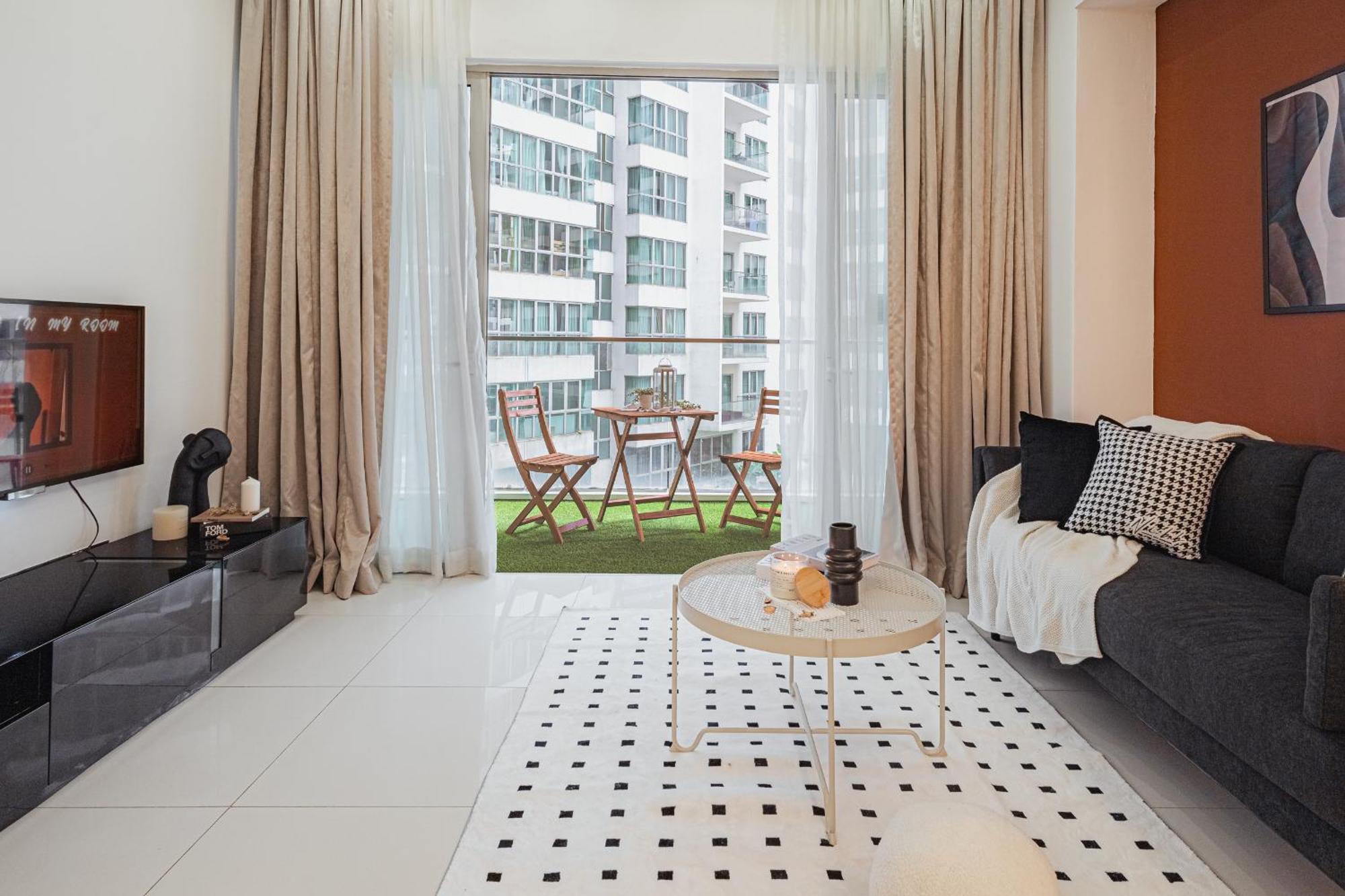 Suites & Residences @ Regalia By Plc Куала-Лумпур Екстер'єр фото