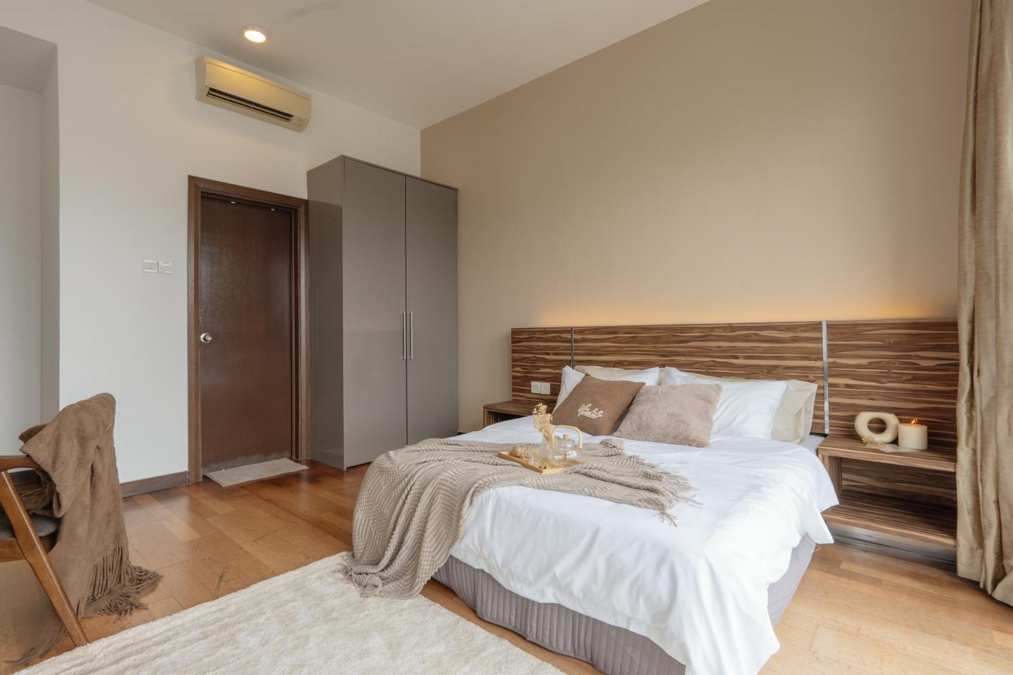 Suites & Residences @ Regalia By Plc Куала-Лумпур Екстер'єр фото