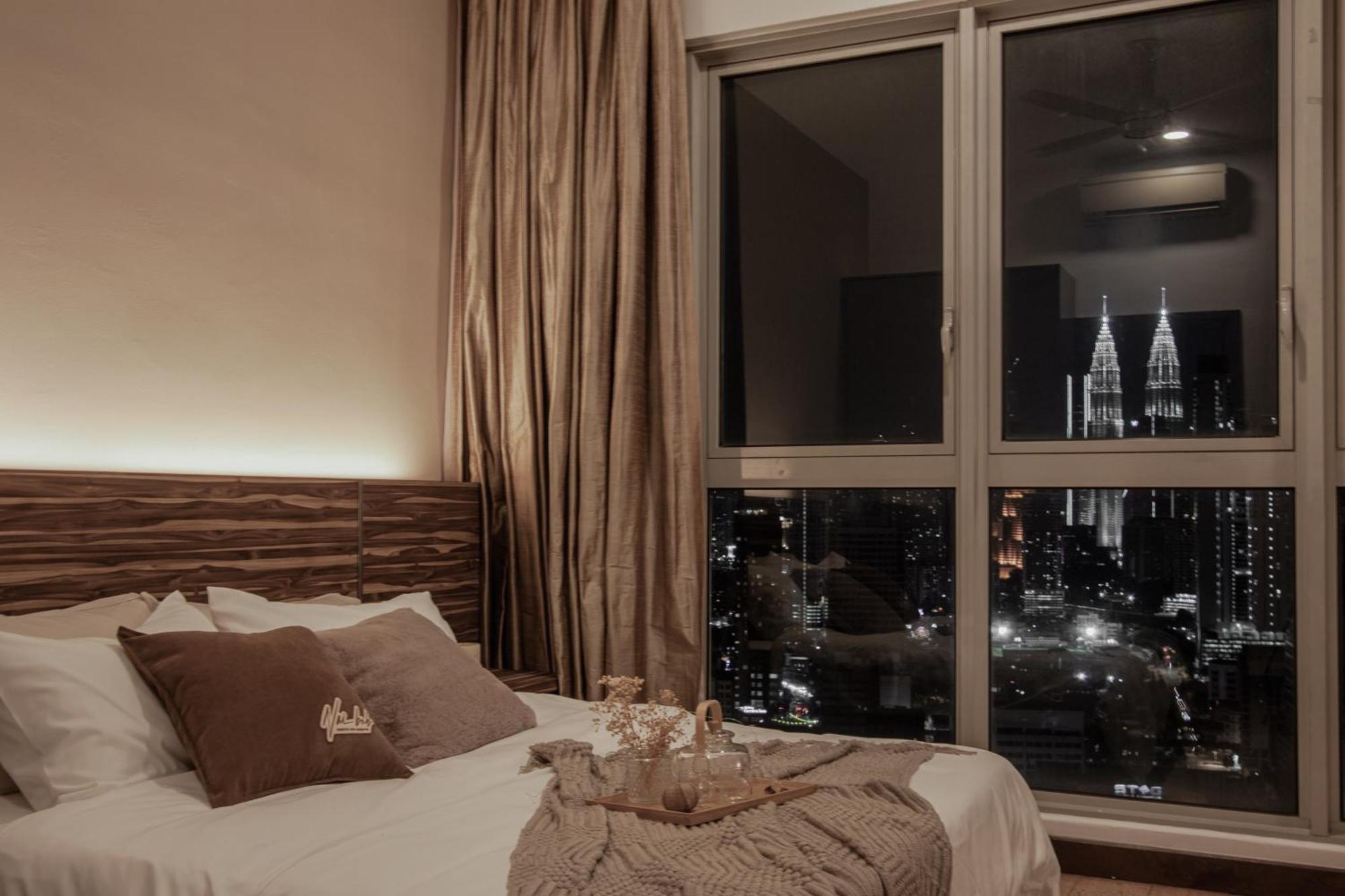 Suites & Residences @ Regalia By Plc Куала-Лумпур Екстер'єр фото