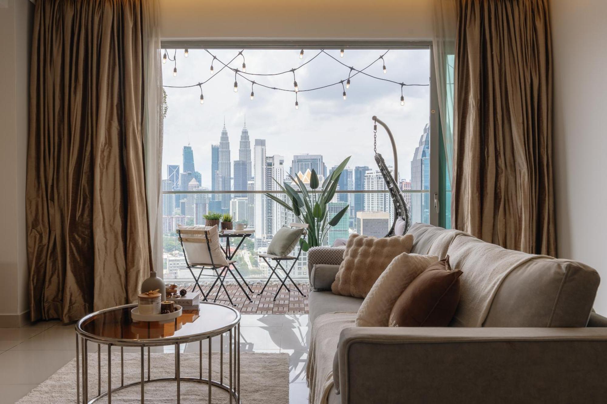 Suites & Residences @ Regalia By Plc Куала-Лумпур Екстер'єр фото